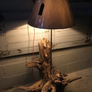 Lampe simple bois flottée